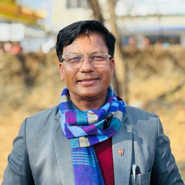 वैन बहादुर क्षेत्री(अधिकारी)