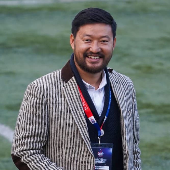 क्षितिज थेबे