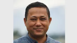 शिशिर  खनाल 