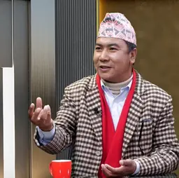 दीपेन्द्र रोकाया